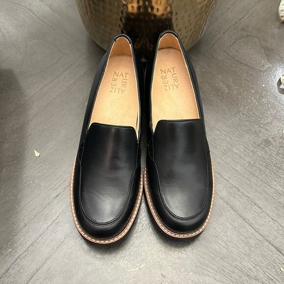 Naturalizer Women's, Cabaret Slip-On - Picture 4 of 12